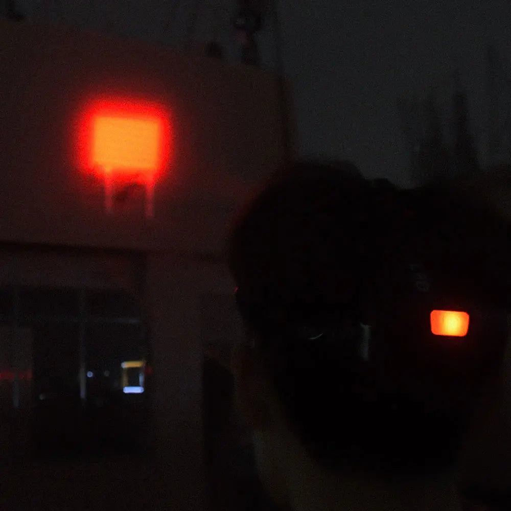 Röd LED Pannlampa - Professionell Pannlampa för Fiske och Camping.